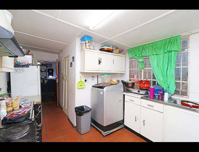 2 BEDROOM HOUSE FOR SALE IN LYNDHURST